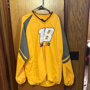 Kyle Busch pullover